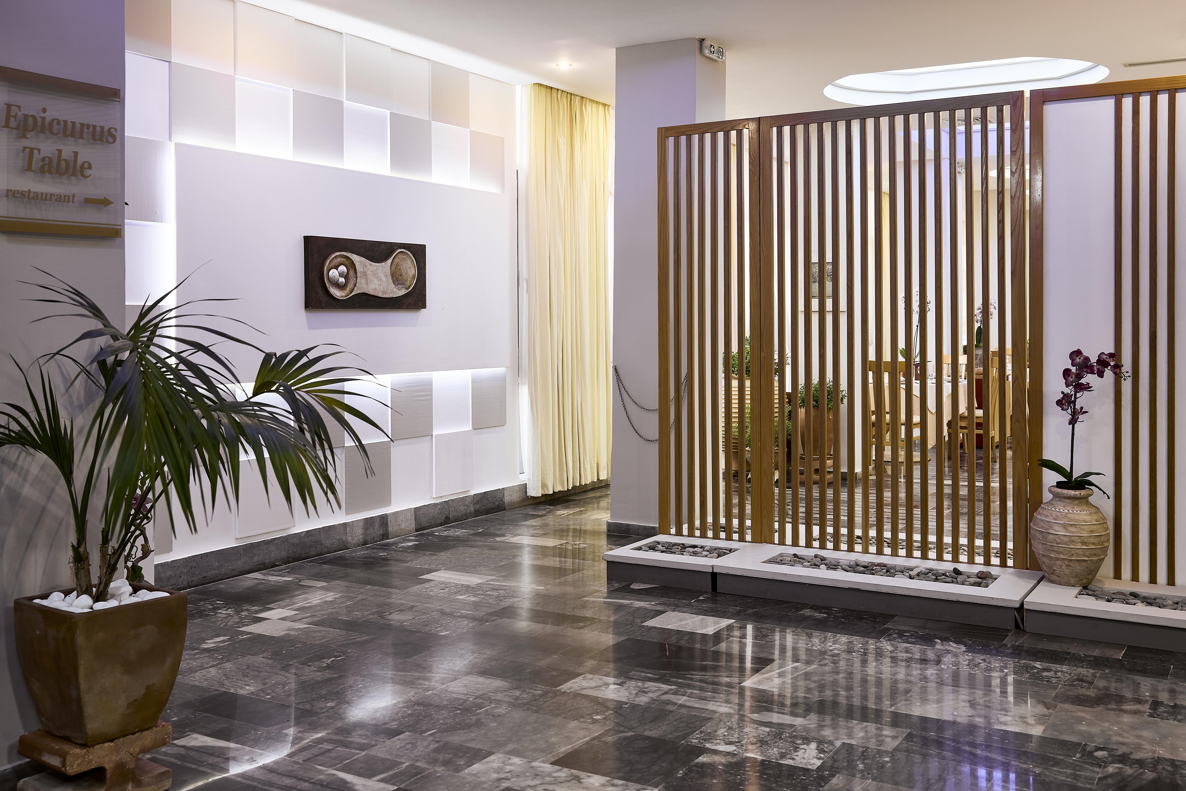 Tylissos Beach Hotel - Adults Only เอียราเปตรา ภายนอก รูปภาพ